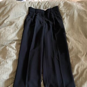 Aritzia Effortless Pant